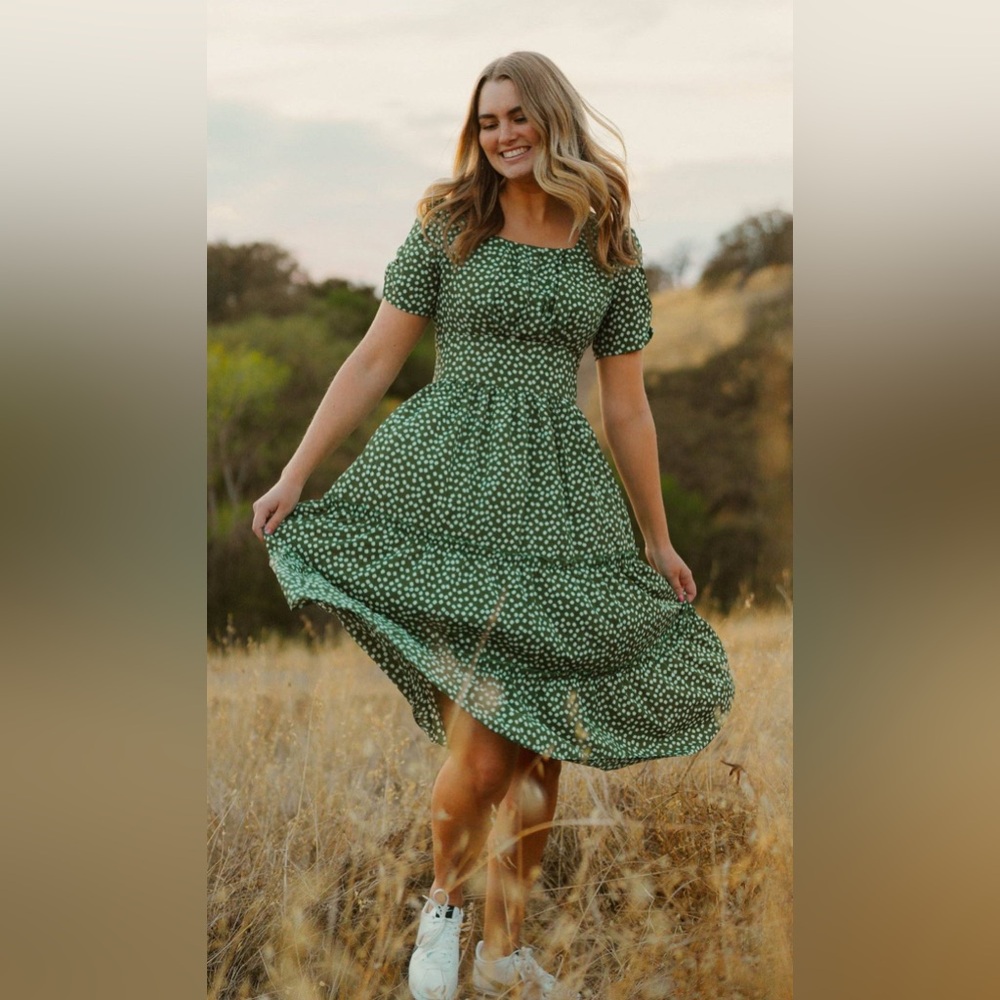 Poet dress- Limerick Dress | Green Midi Dress